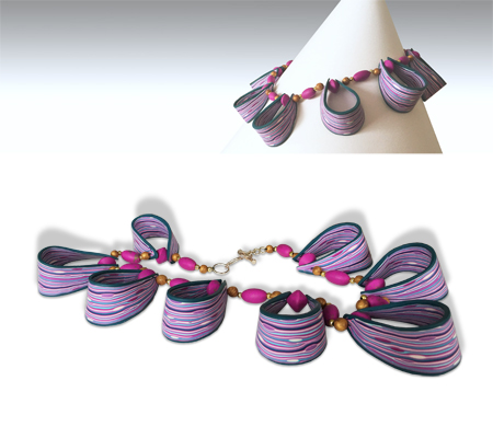 stacked design 3D loops with polymer and 'gold' beads